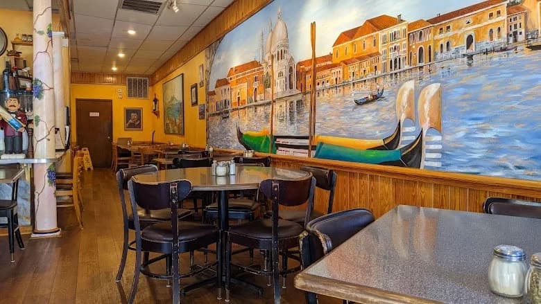 Vic's italian restaurant & pizzeria