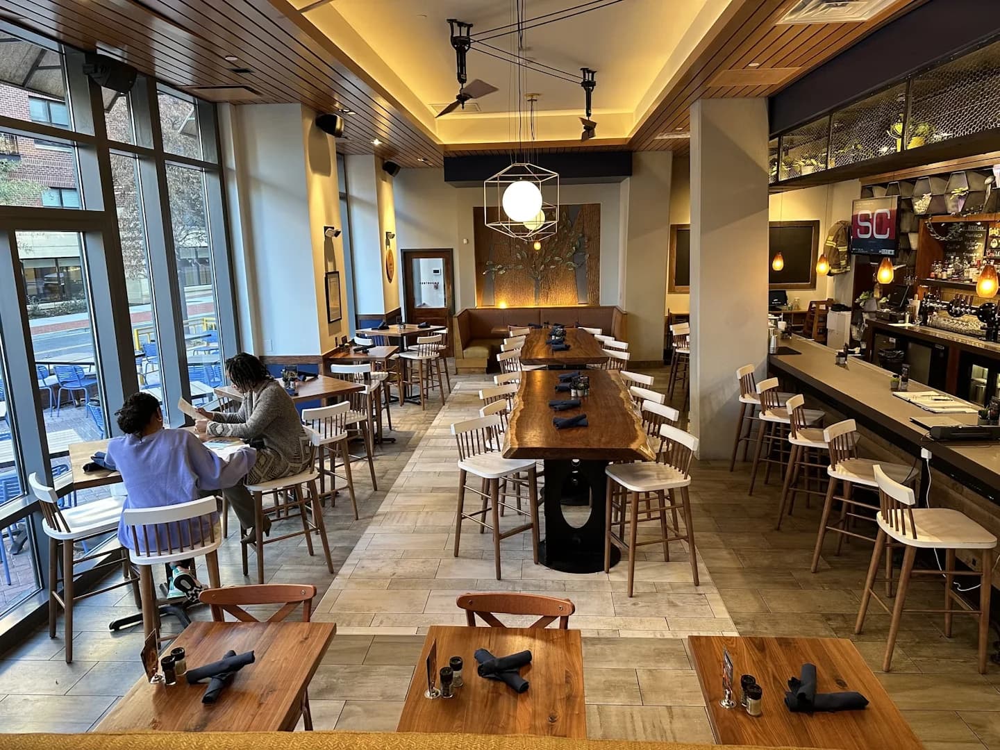 Tupelo Honey Southern Kitchen & Bar: Washington DC