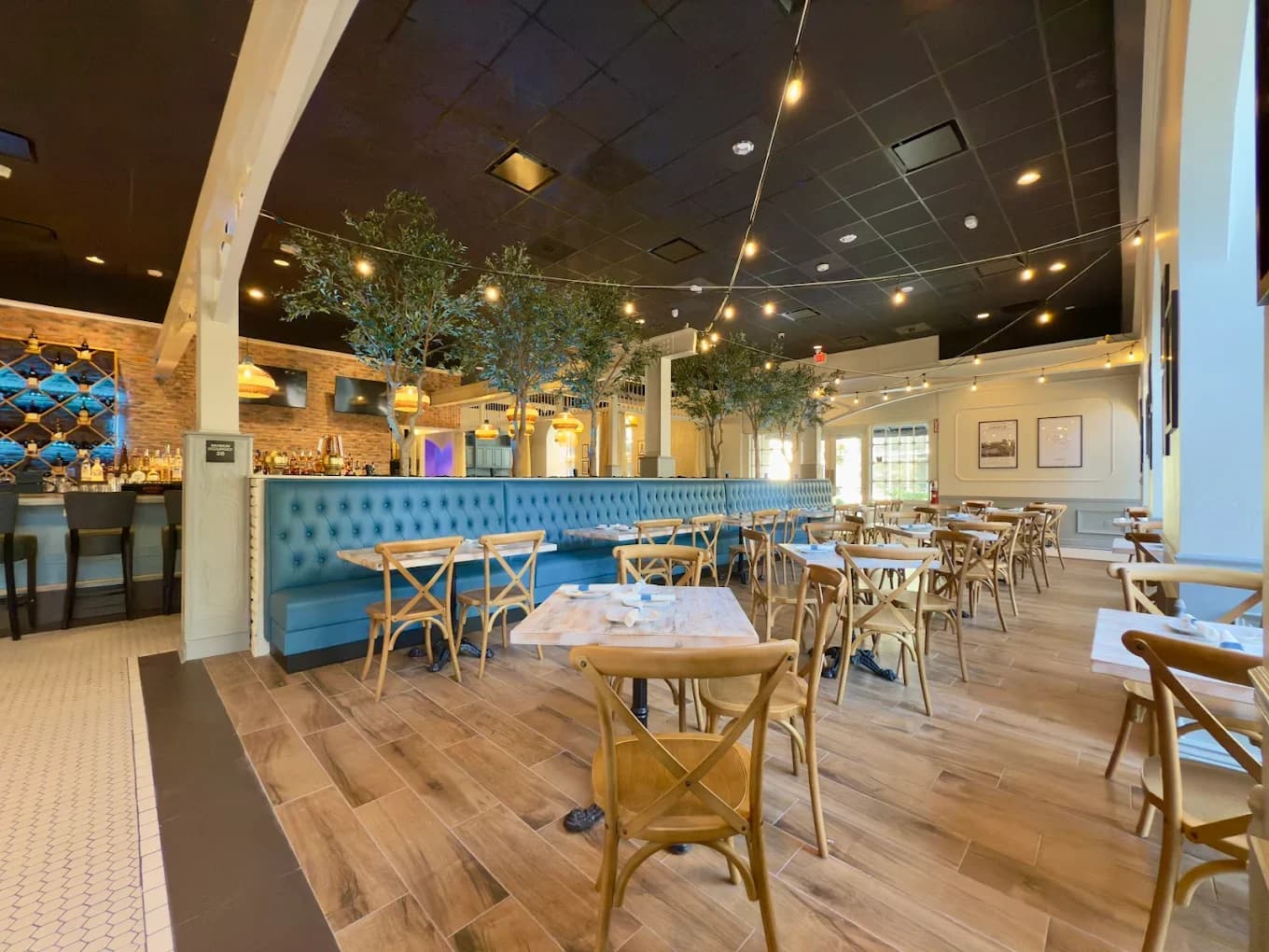 Acropolis Greek Taverna: Orlando