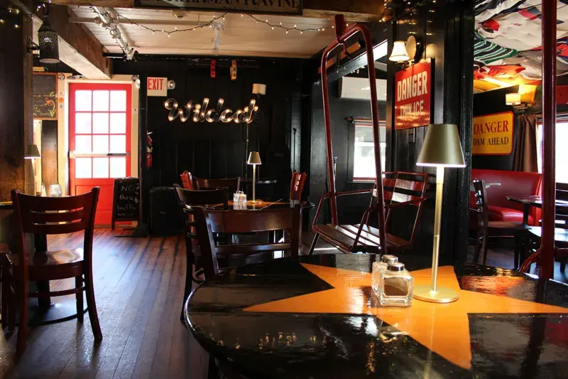 Wildcat Inn & Tavern