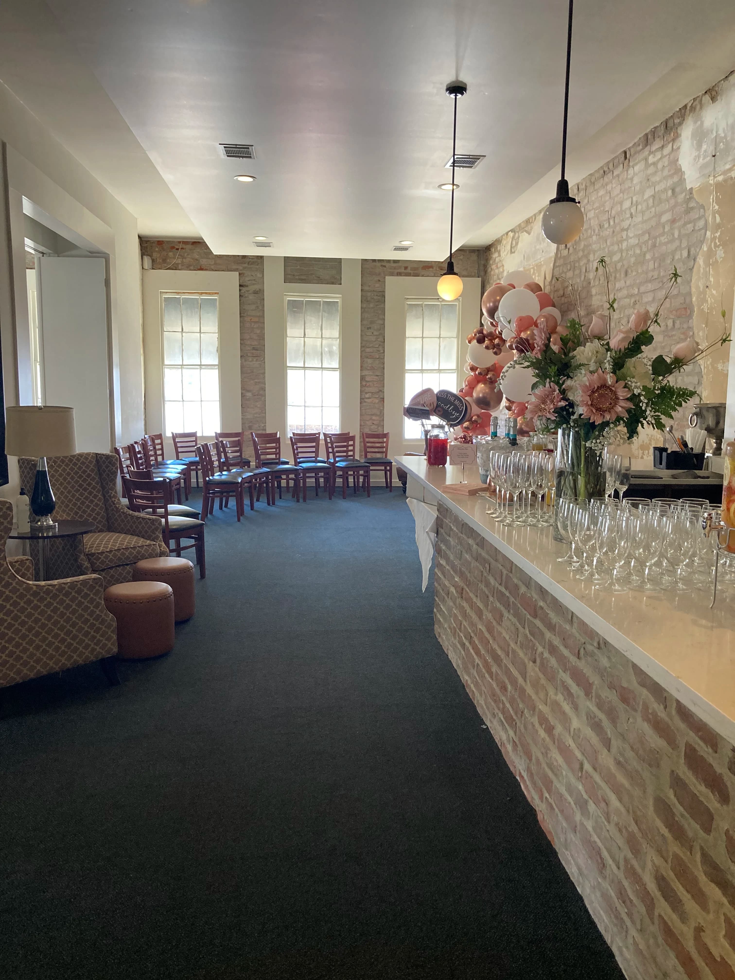 Annunciation Restaurant & Bar