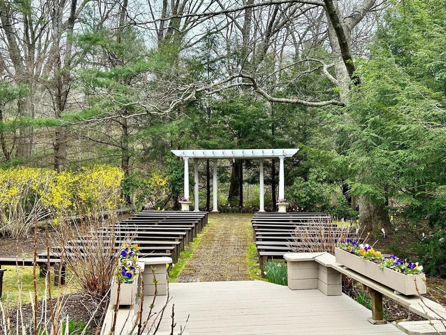 Meadow Brook Inn