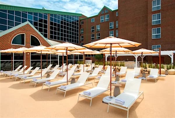 Hideaway Terrace – Seasonal Venue