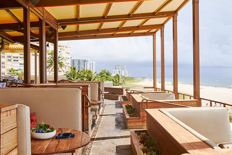 The Beach House - Pompano