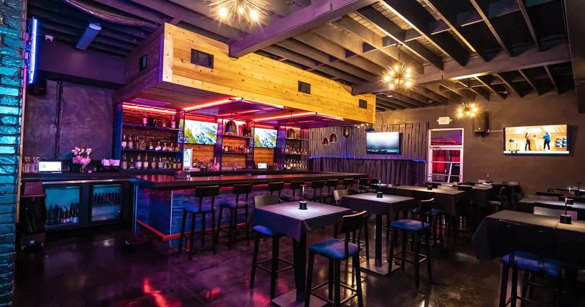 42 Bar and Grill