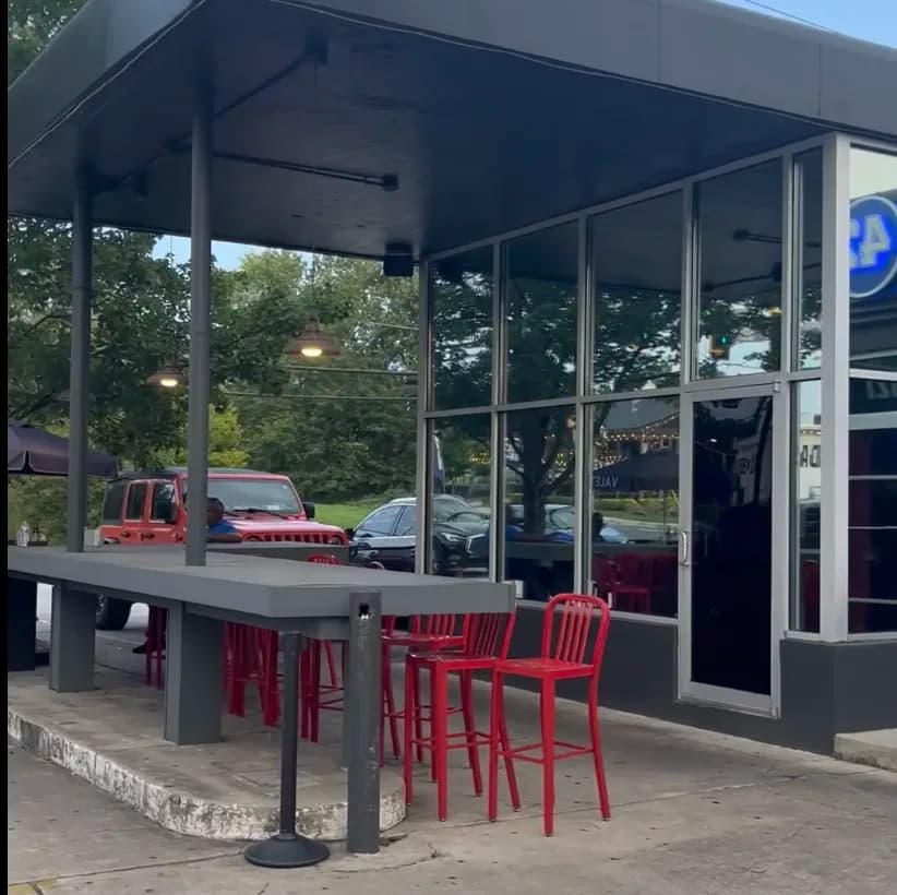 42 Bar and Grill
